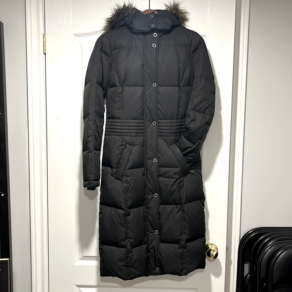 Esprit Womens Winter Coat. Worn 1 winter. EUC